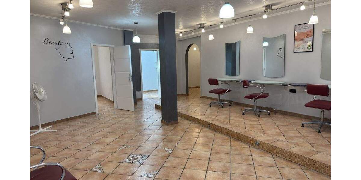 Gewerbeobjekt Gevelsberg - 5 Zimmer, 1.349&euro; | Angebot:25089403