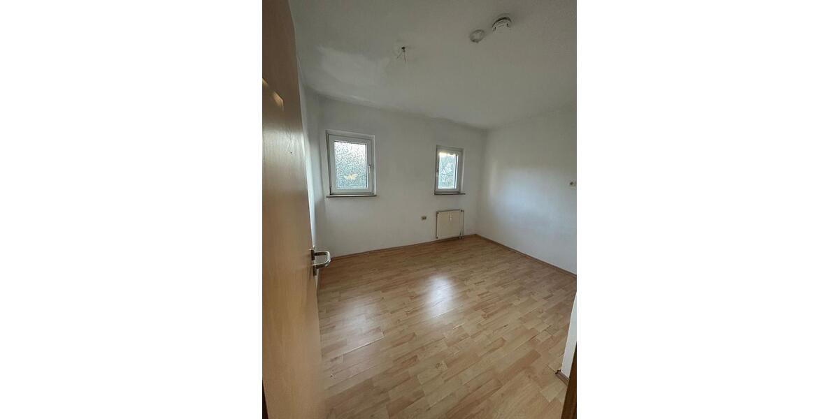 Etagenwohnung Herne Wanne - 4 Zimmer, 82 m&sup2;, 865&euro; | Angebot:25160931