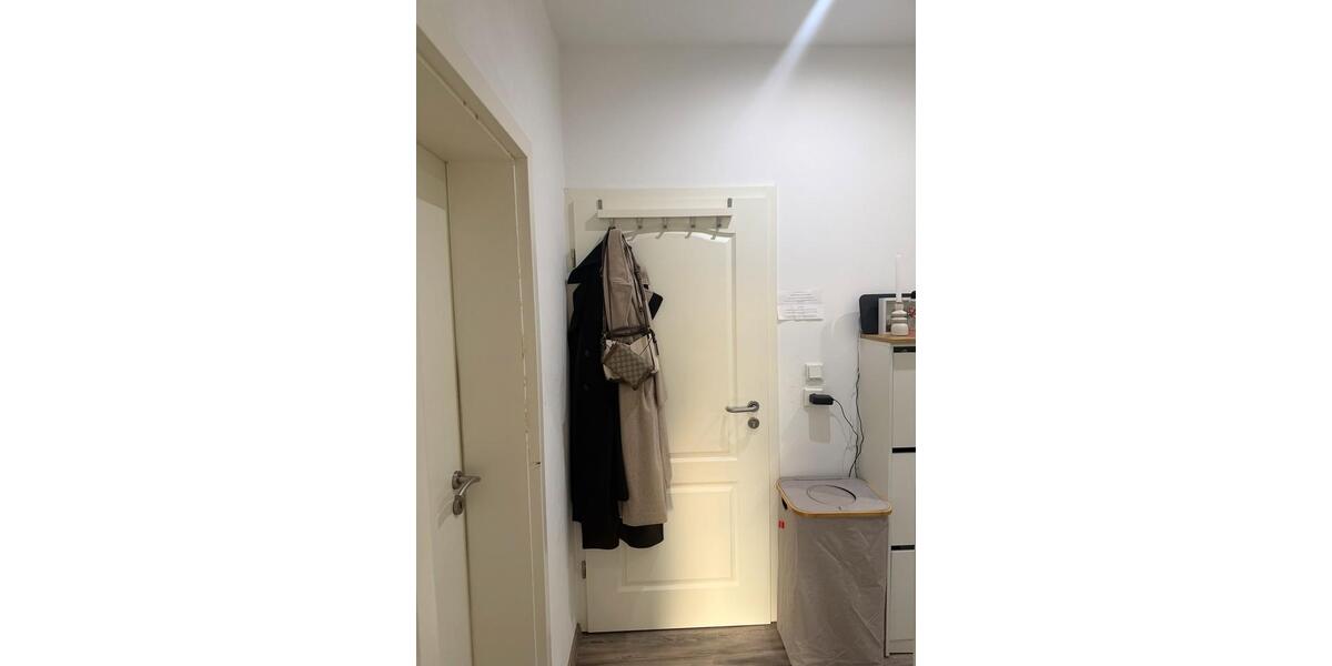 Dachgeschoßwohnung Oberhausen Rothebusch - 2.5 Zimmer, 60 m&sup2;, 600&euro; | Angebot:24850380