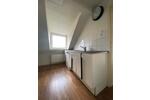 Dachgeschoßwohnung Duisburg Duisburg-Mitte - 2.5 Zimmer, 36 m&sup2;, 290&euro; | Angebot:26237041