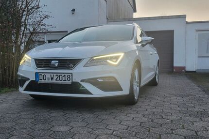 Seat Leon 72.300 km 14.000 &euro; Dortmund 44329