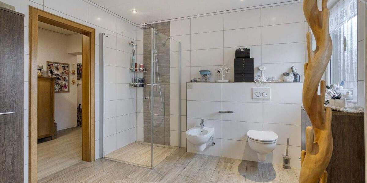 Attraktives MFH mit Gartenidylle: Ideal für Eigennutzer und Anleger 1 zimmer