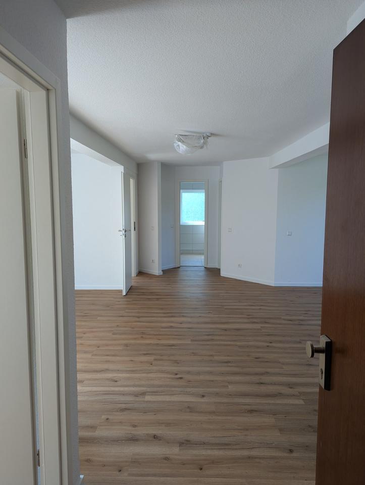 Geschmackvolle 4,5-Zimmer-DG-Wohnung mit gehobener Innenausstattu