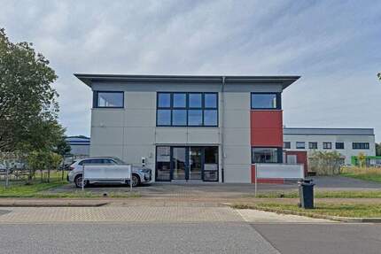 Repräsentative Gewerbeimmobilie in Voerde-Holthausen mit großer Verkaufsfläche, Büros & Stellplätzen 4 zimmer