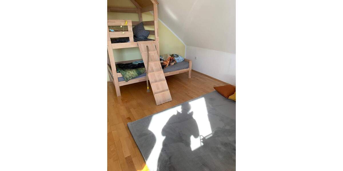 Etagenwohnung Bochum Stiepel - 4 Zimmer, 99 m&sup2;, 1.150&euro; | Angebot:25536039