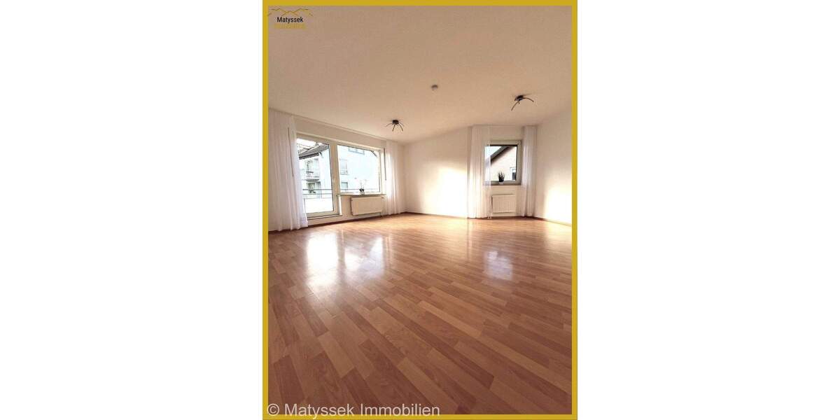 4,5-Zi.Wohnung,Küche,Bad,Gäste WC,Balkon,Keller, zzgl. Garage und 1 Außenstellplatz in DO - KirchhördeLöttringhausen 4 zimmer