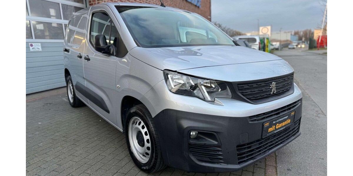 Peugeot Partner 234.350 km 8.850 &euro; Essen 45327