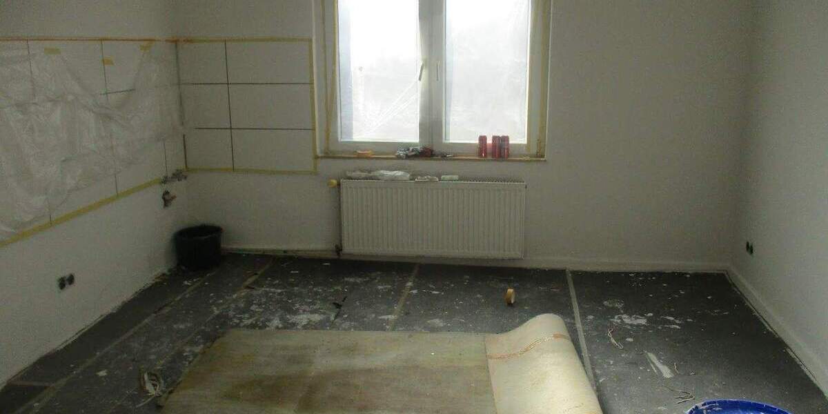 2 Zimmer plus großer Wohnküche, 3. OG, NEU RENOVIERT, HER-Sodingen, Mont-Cenis-Str. 192 2 zimmer