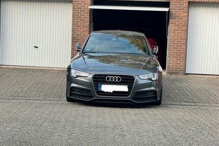 Audi A5 215.000 km 13.400 &euro; Dinslaken 46535