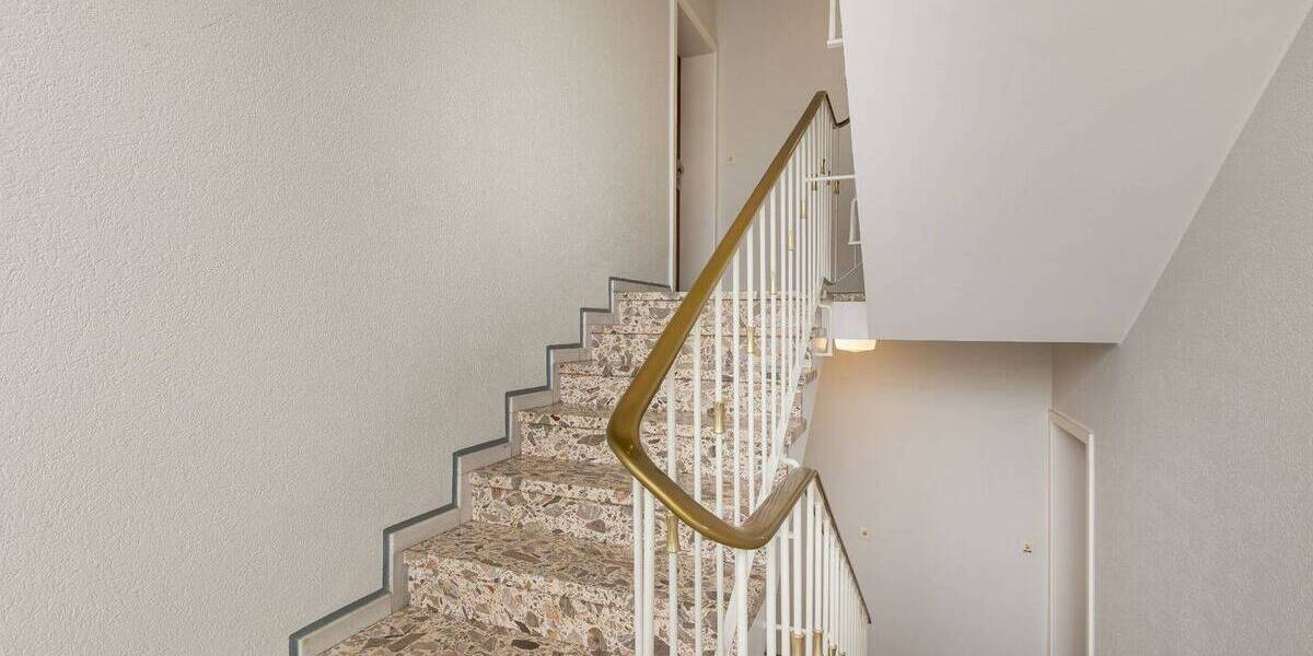 Etagenwohnung Velbert Mitte - 3 Zimmer, 93 m&sup2;, 220.000&euro; | Angebot:26358898