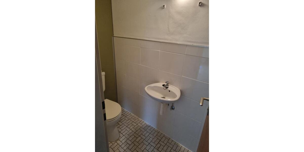 Kapitalanleger, 2-Zimmer-EG-Wohnung mit Balkon in Duisburg-Süd 2 zimmer