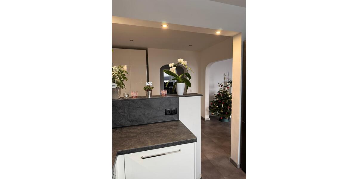 Moderne 3,5-Zimmer Wohnung mit Balkon 3.5 zimmer