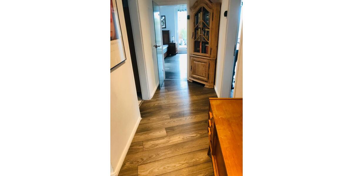 Dachgeschoßwohnung Gelsenkirchen Gelsenkirchen-Mitte - 1 Zimmer, 15 m&sup2;, 425&euro; | Angebot:26337684