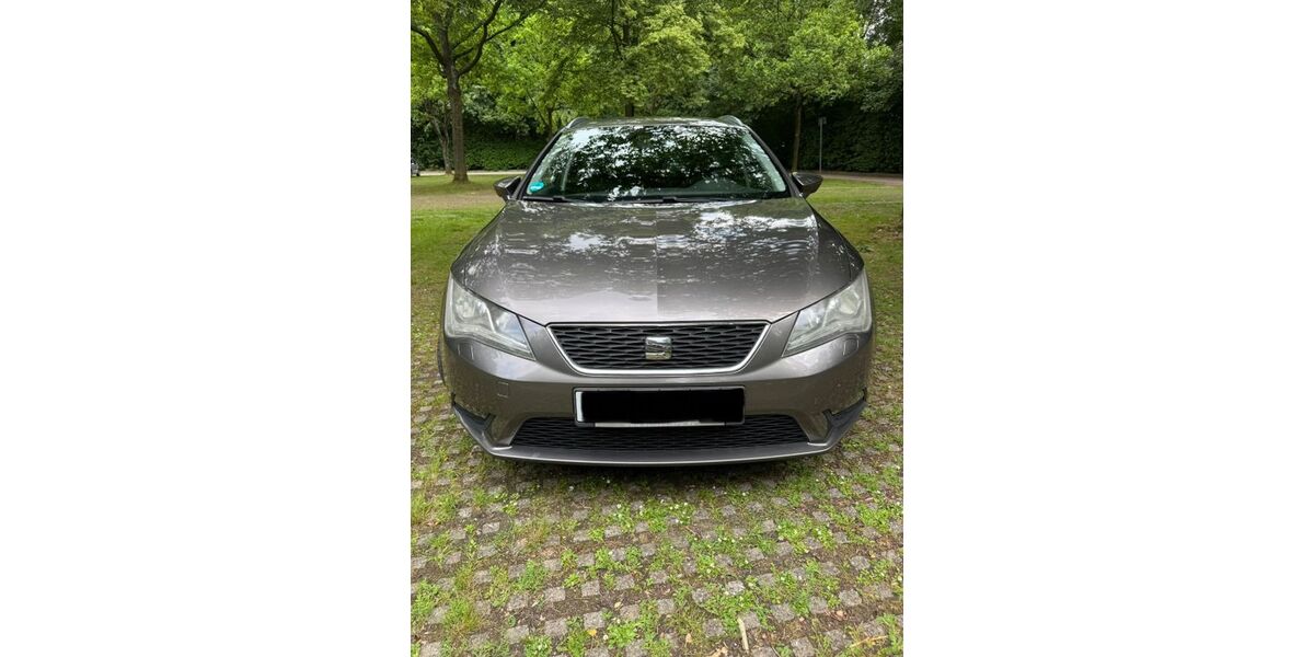 Seat Leon 104.012 km 7.300 &euro; Gladbeck 45964