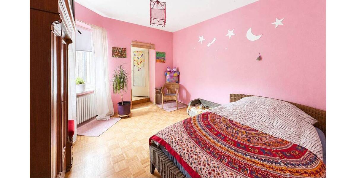Etagenwohnung Gelsenkirchen Altstadt - 4 Zimmer, 135 m&sup2;, 840&euro; | Angebot:26833485