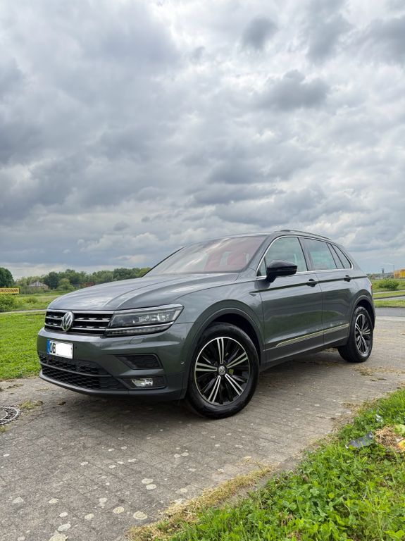 VW Tiguan 198.000 km 19.990 € Oberhausen 46145