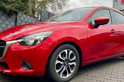 Mazda 2 64.200 km 8.970 € Bochum 44894