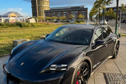 Porsche Taycan 63.000 km 77.777 € Dortmund 44263