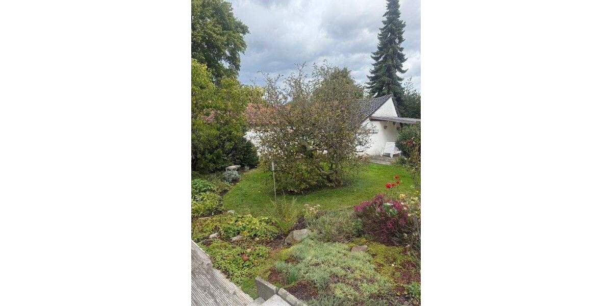 Mehrfamilienhaus, Wohnhaus Bochum Stiepel - 9 Zimmer, 197 m&sup2;, 595.000&euro; | Angebot:23389378