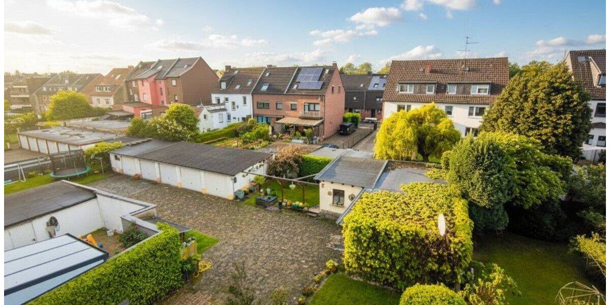 Etagenwohnung Oberhausen Schwarze Heide - 3 Zimmer, 110 m&sup2;, 880&euro; | Angebot:26878998
