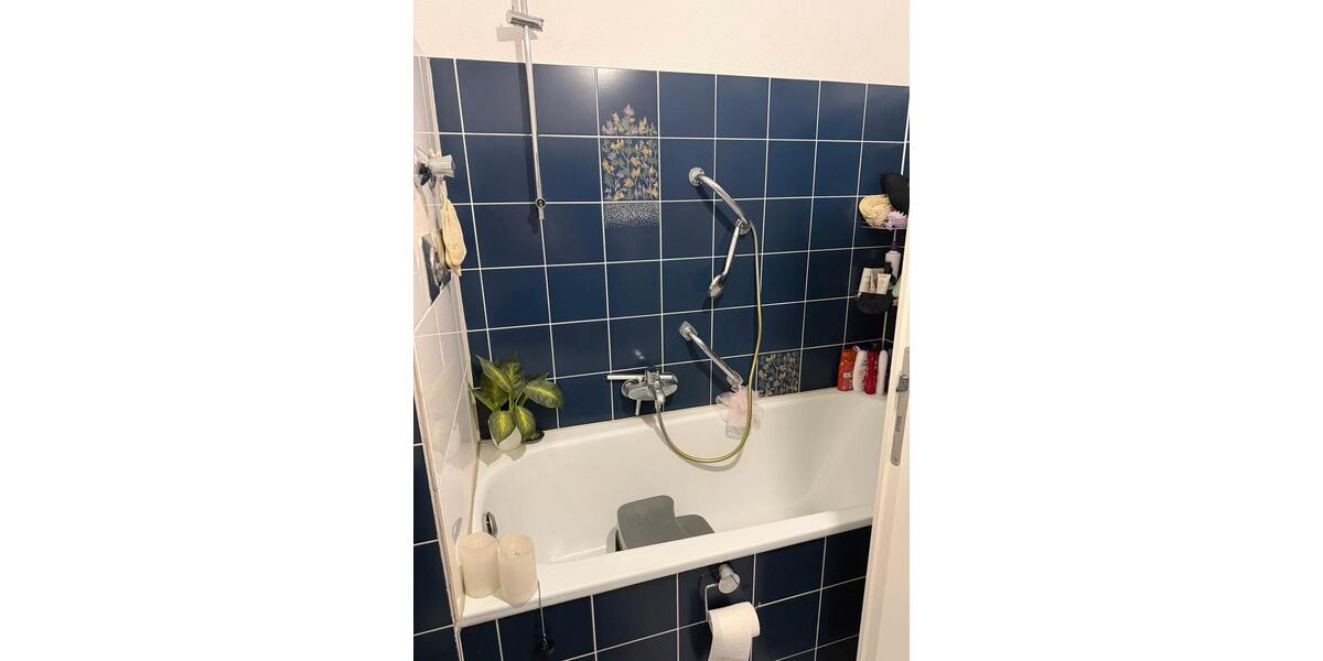 Etagenwohnung Duisburg Essenberg - 3.5 Zimmer, 79 m&sup2;, 804&euro; | Angebot:26126965