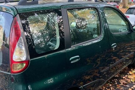 Toyota Yaris 280.000 km 2.500 &euro; Bochum 44866