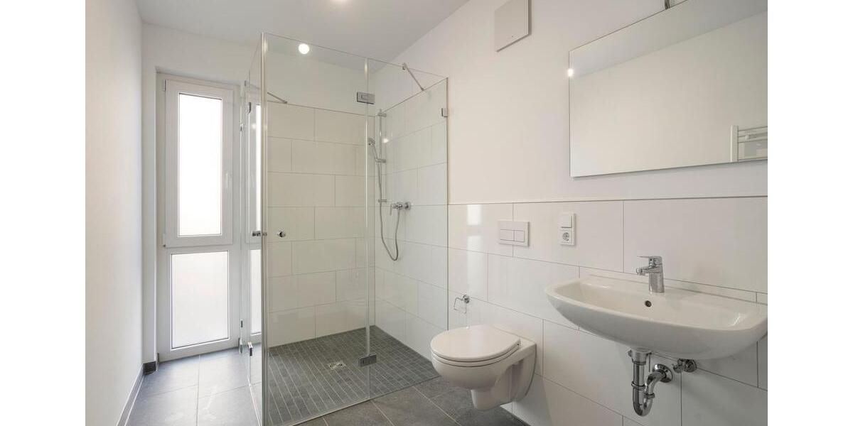 Erdgeschoßwohnung Gelsenkirchen Gelsenkirchen-Nord - 3 Zimmer, 92 m&sup2;, 1.010&euro; | Angebot:25852202