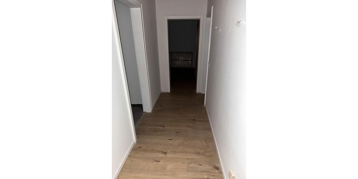 Etagenwohnung Essen Stadtbezirk VIII - 4 Zimmer, 95 m&sup2;, 1.500&euro; | Angebot:26112921