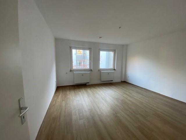 Etagenwohnung Essen Stadtbezirk VI - 2 Zimmer, 62 m&sup2;, 653&euro; | Angebot:25046142
