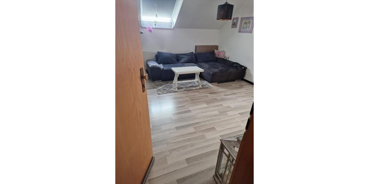 2 Zimmer -Dachgeschosswohnung 2 zimmer