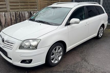 Toyota Avensis 349.530 km 2.350 &euro; Bochum 44807