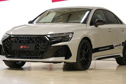 Audi RS3 5.000 km 71.960 &euro; Wuppertal 42109