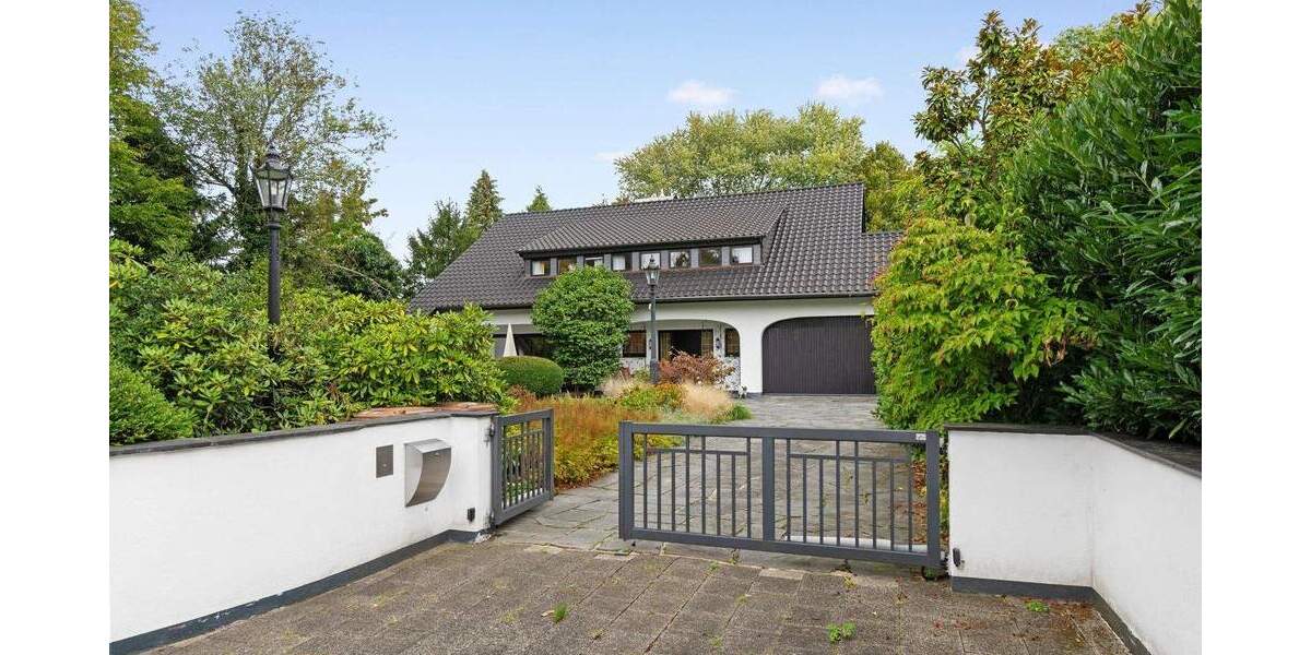 Einfamilienhaus Ratingen Hösel - 8 Zimmer, 303 m&sup2;, 1.450.000&euro; | Angebot:24462555