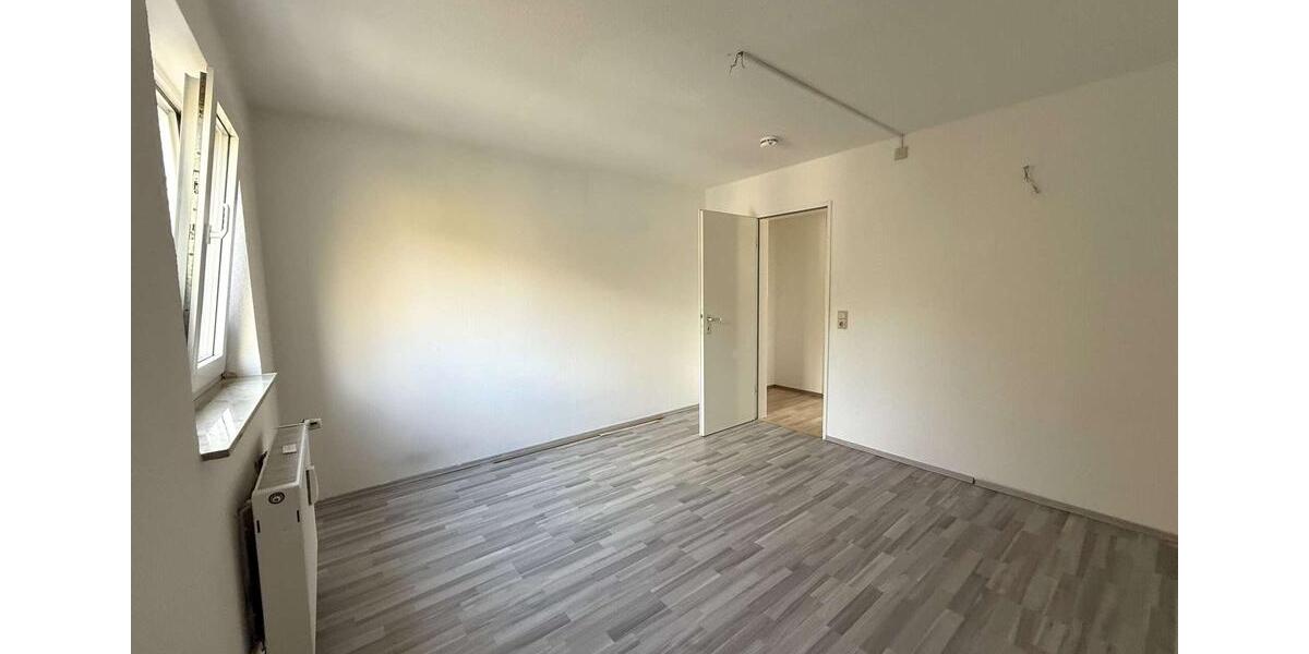 Etagenwohnung Wetter (Ruhr) - 3 Zimmer, 77 m&sup2;, 520&euro; | Angebot:25378983