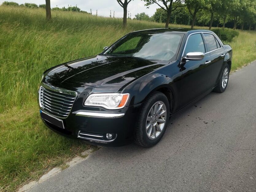 300C