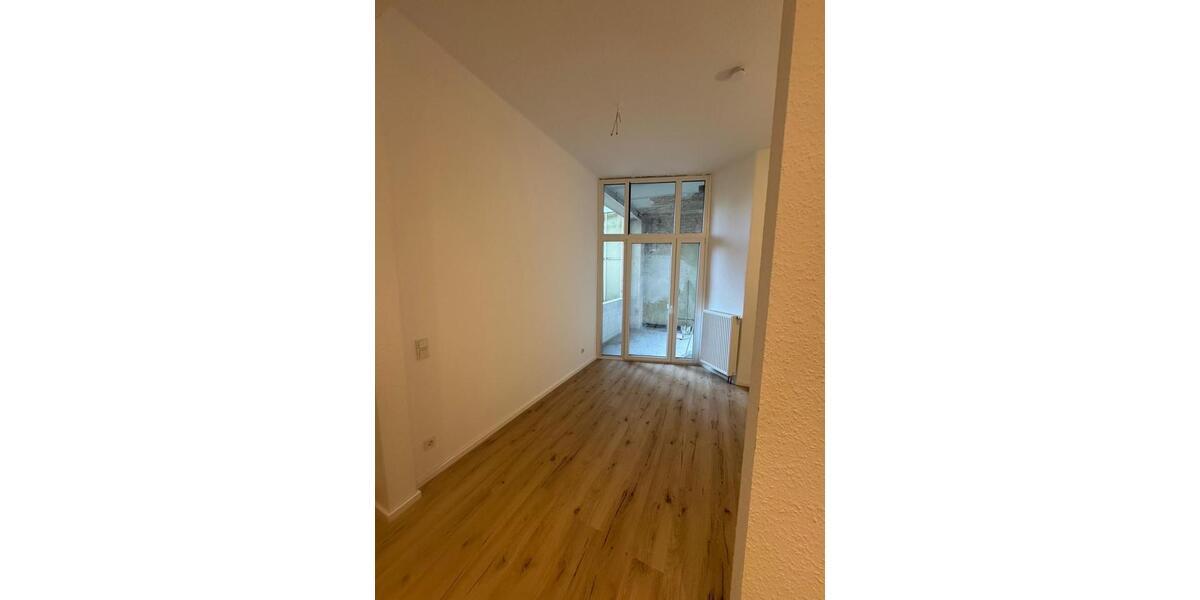 Erstbezug, Neu-renovierte 3-Zimmerwohnung, Altbau im Stadtzentrum 3 zimmer