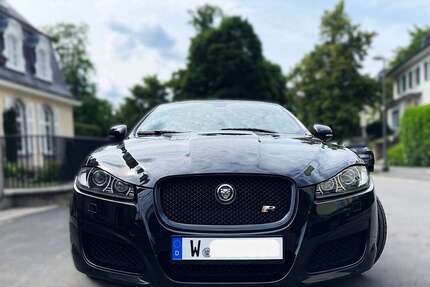 Jaguar XF 78.800 km 24.900 &euro; Wuppertal 42113