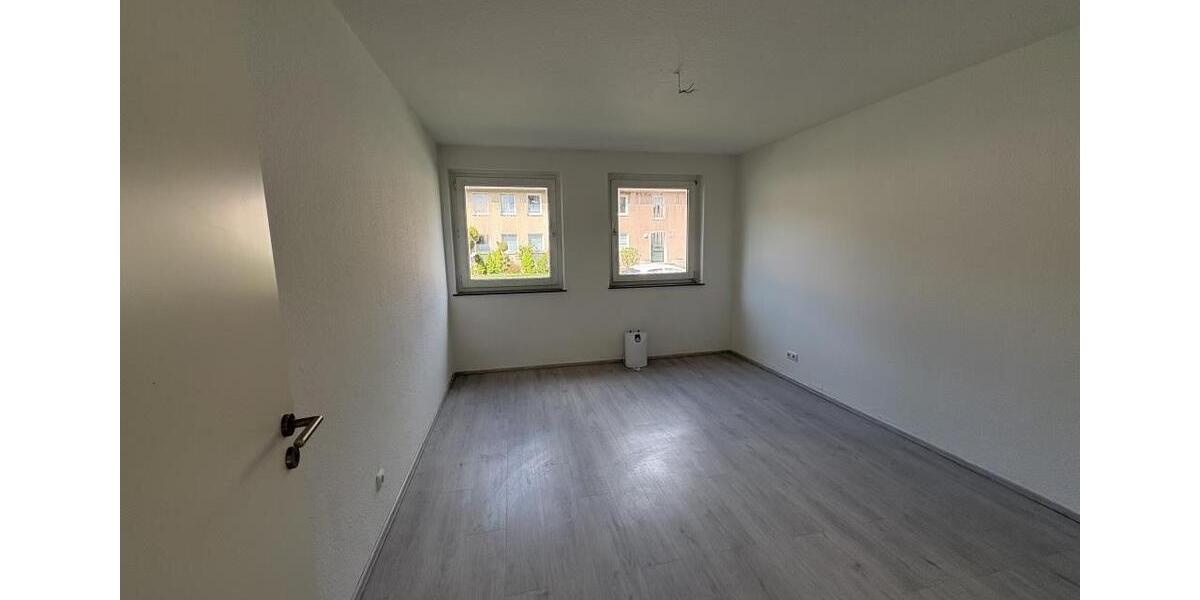 Erdgeschoßwohnung Gelsenkirchen Gelsenkirchen-Nord - 2 Zimmer, 50 m&sup2;, 359&euro; | Angebot:26096189