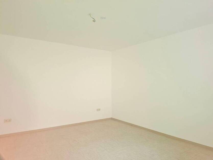 Helle Mietwohnung mit Balkon in der Recklinghäuser Innenstadt. WOHNBERECHTIGUNGSSCHEIN erforderlich.