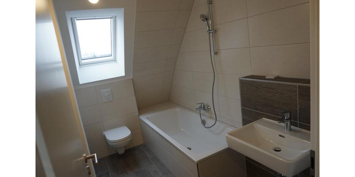 Etagenwohnung Hattingen Blankenstein - 4 Zimmer, 110 m&sup2;, 1.400&euro; | Angebot:26399868