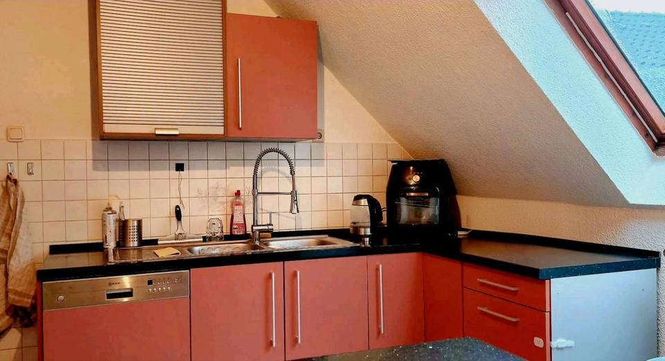 Dachgeschoßwohnung Bochum Höntrop - 3 Zimmer, 86 m&sup2;, 775&euro; | Angebot:25569606