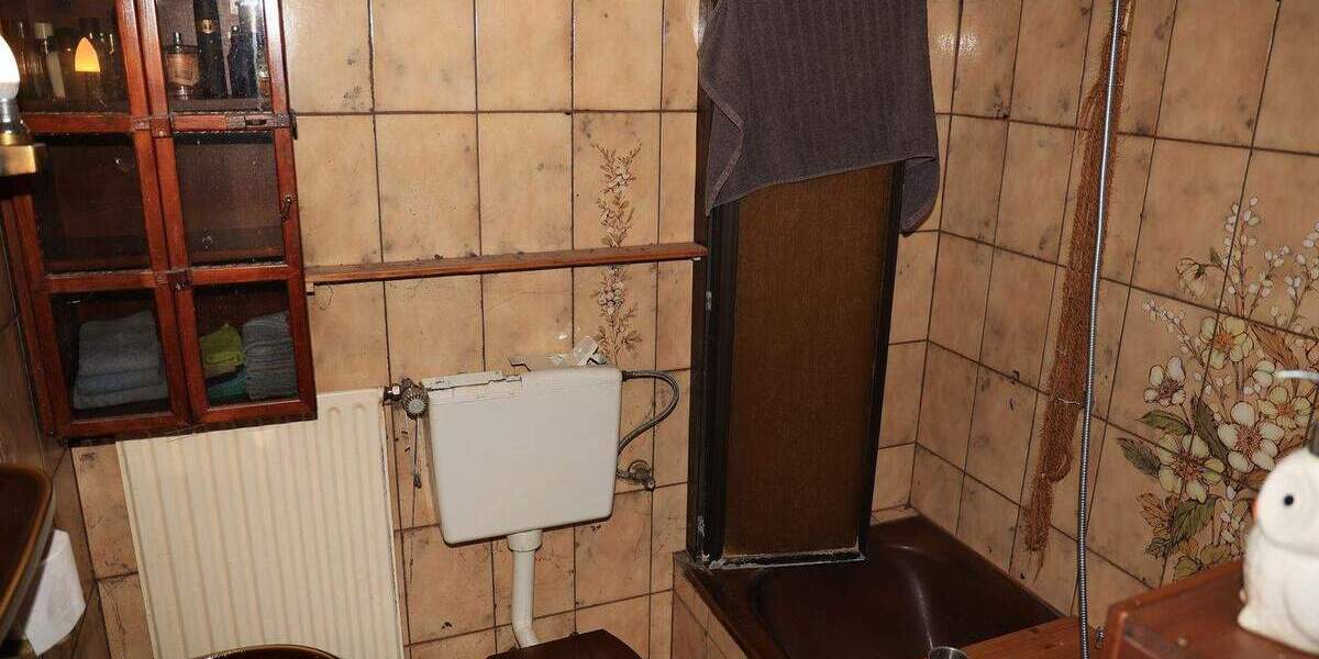 Schönes altes Zechenhaus, sanierungsbedürftig mit Potenzial 4 zimmer