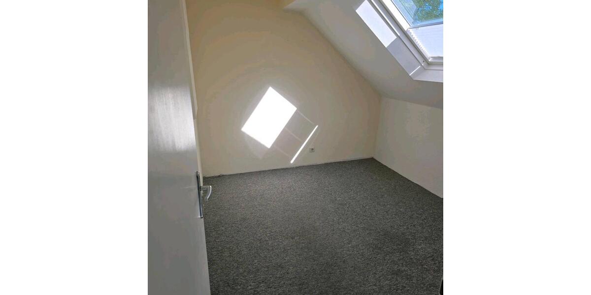 Dachgeschoßwohnung Haltern am See - 3 Zimmer, 75 m&sup2;, 825&euro; | Angebot:26414528