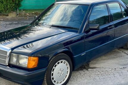 Mercedes-Benz 190 152.500 km 8.150 &euro; Oer-Erkenschwick 45739