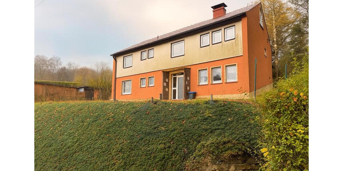 Einfamilienhaus mit Einliegerwohnung und Traumgrundstück 7 zimmer