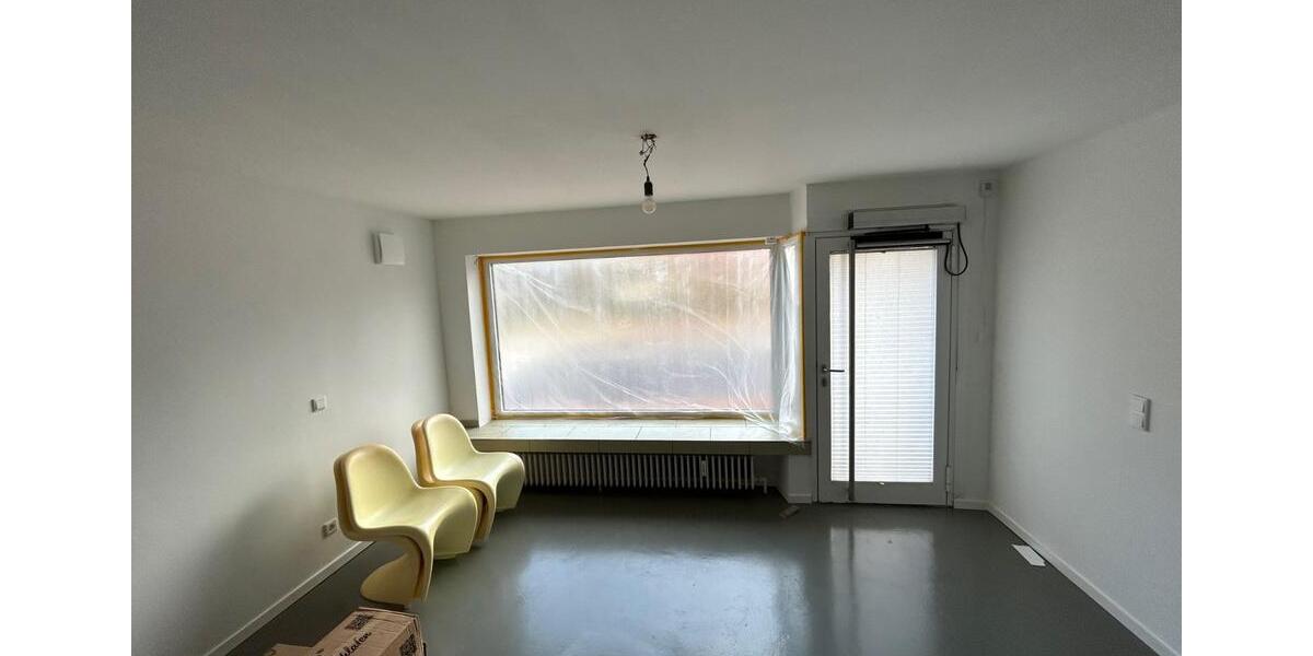 Gewerbefläche im Erdgeschoss – für Büro, Kleingewerbe, Praxis zimmer