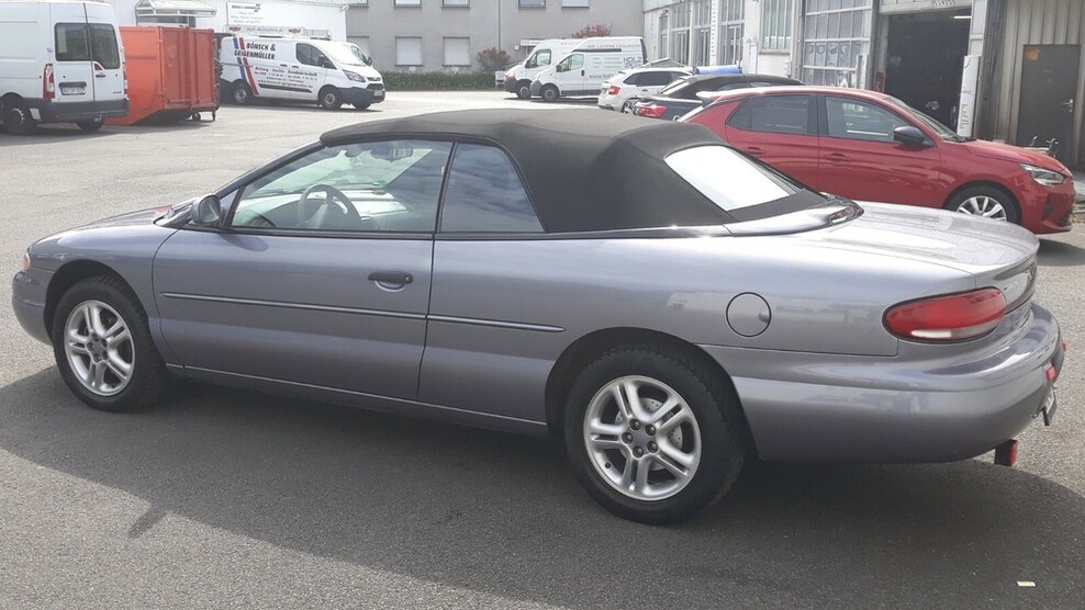 Chrysler Stratus 285.000 km 1.600 € Castrop-Rauxel 44575