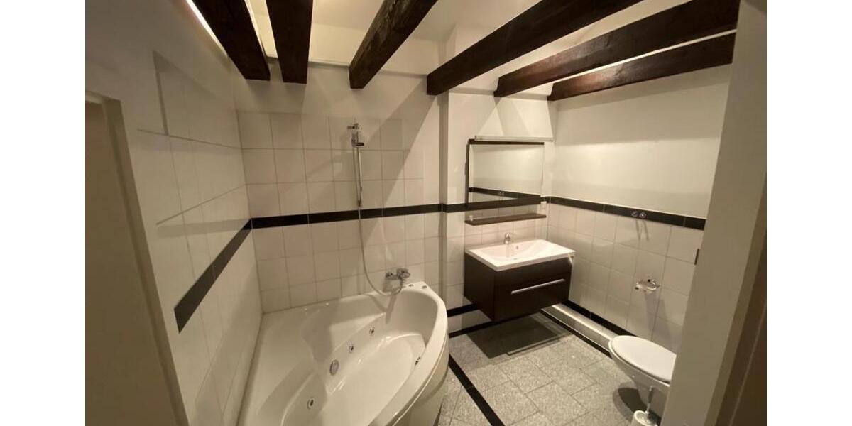 Maisonettenwohnung Wuppertal Gemarkung Barmen - 5 Zimmer, 140 m&sup2;, 1.600&euro; | Angebot:26323656