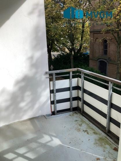 Moderne 3 Zimmer Wohnung mit Dusche und Balkon! zimmer