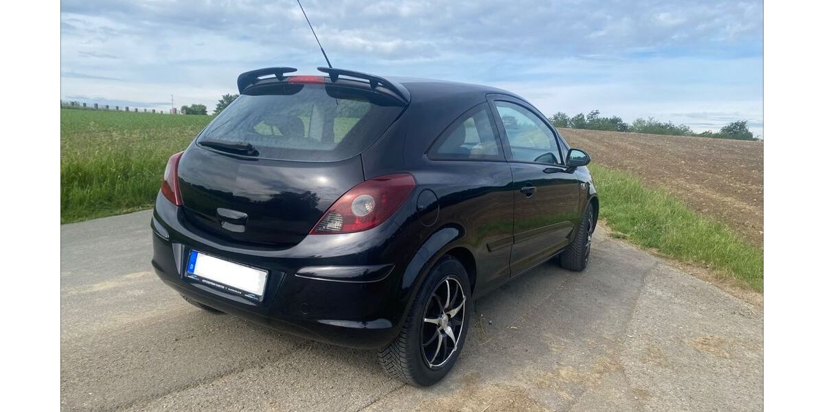 Opel Corsa 136.393 km 3.499 &euro; Velbert 42555